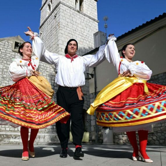 KUD “IVE JURJEVIĆ”, OMIŠALJ